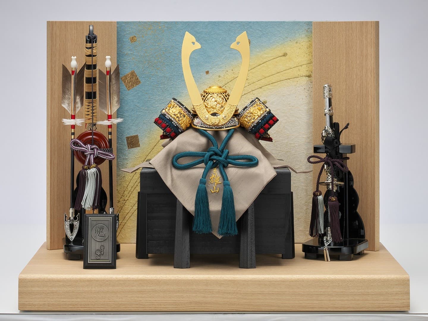 赤糸威星兜飾り